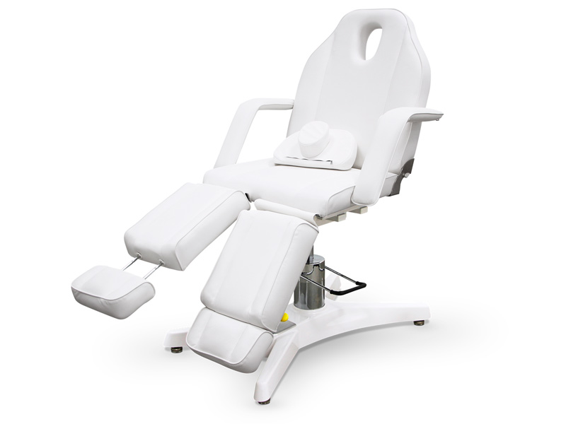 Hydraulic armchair with three sections and leg loops