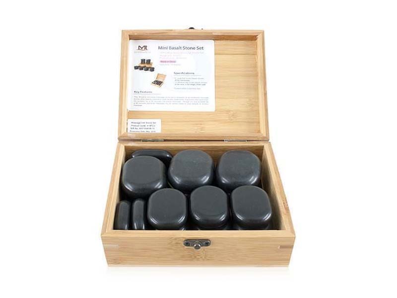 Hot Stones, basalt, in houten doos, manueel vormgegeven
