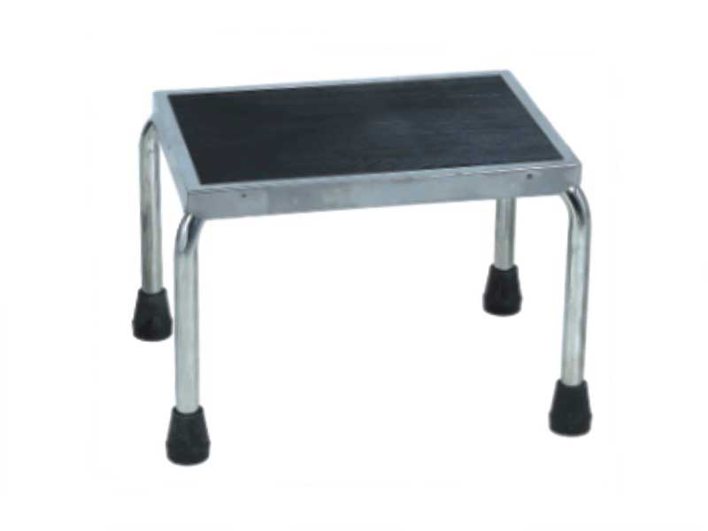 Stahlbank mit rutschfestem Boden