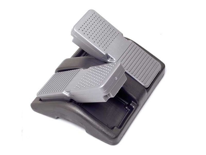 Base avec pédales asymétriques Flexostep pour renforcement musculaire