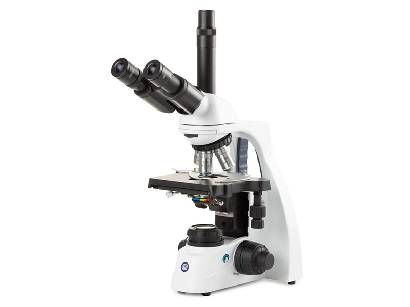 Microscópio BS.1153-EPLi com objetivas e-plan corrigidas até ao infinito