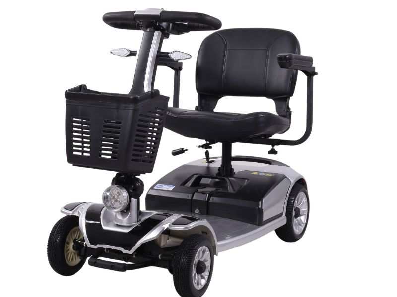 SCOOTER ECONOMICO PER DISABILI E ANZIANI &ndash; Poltrone Relax E Scooter